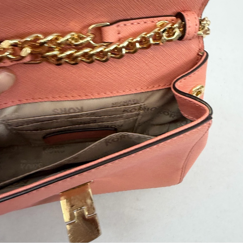 Michael Kors Mercer Extra Small Pebbled Leather Crossbody Bag Pink Gold Chain - Picture 7 of 10